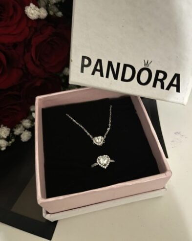 طقم pandora فضة اصلي