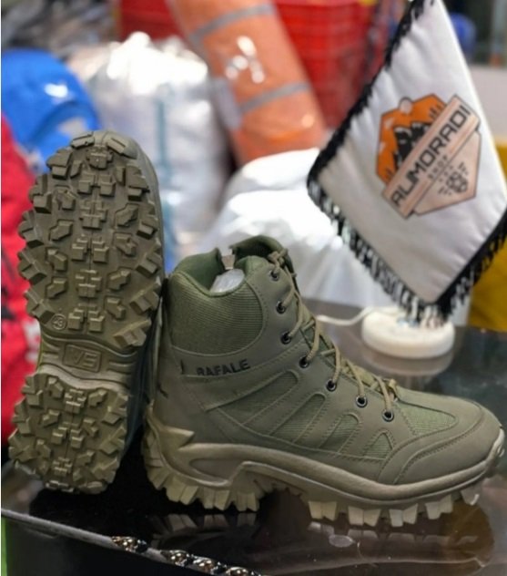 بوتين رافايل الأصلي – رفيق موثوق لك في مغامراتك!