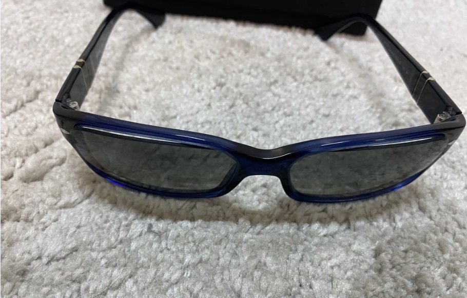 نظاره شمسيه ماركة بيرسول