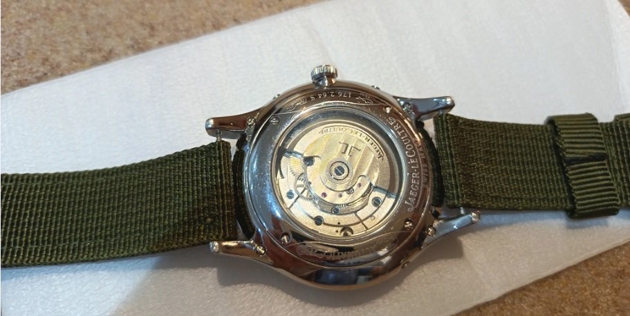 ساعة اوتوماتيك سويسري نخب اول غني عن التعريف