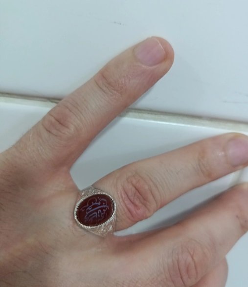 خاتم ذهب ابيض مخلوط الألماس مرصع حجر كريم من المرجان النادر