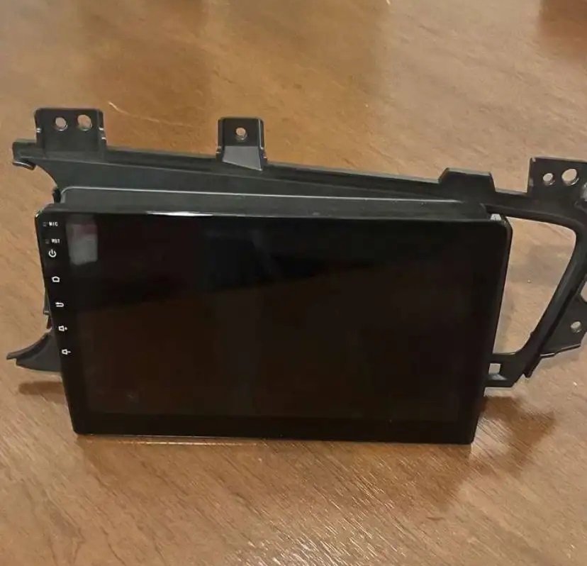 شاشه تركب اغلب السيارات