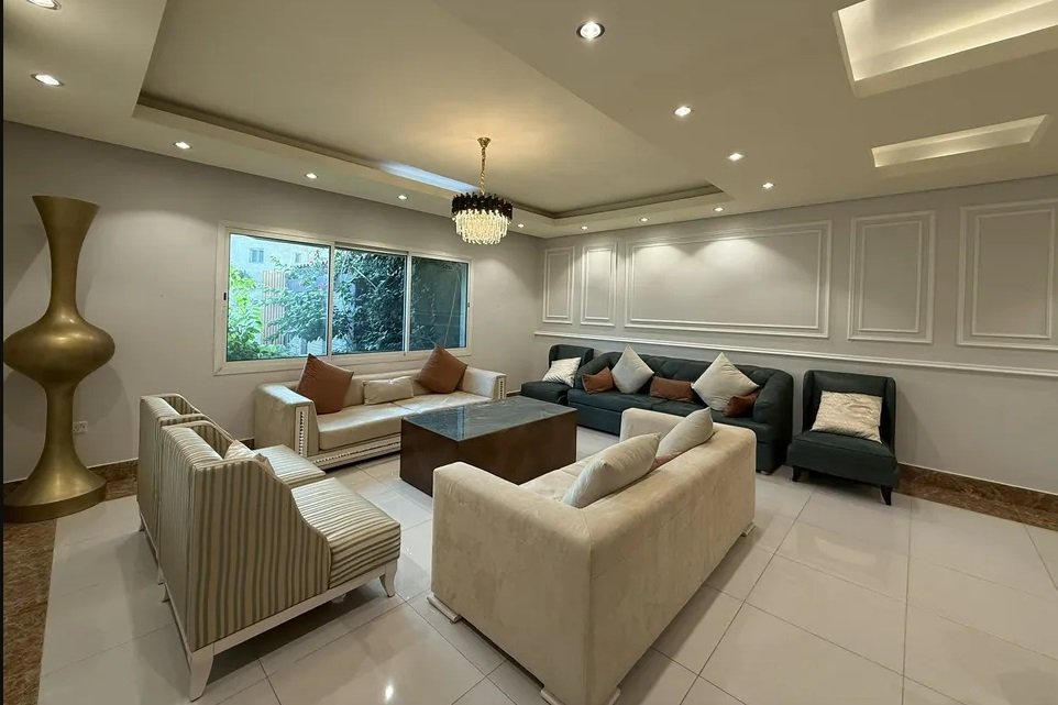 مجلس و طاولة سفرة للبيع