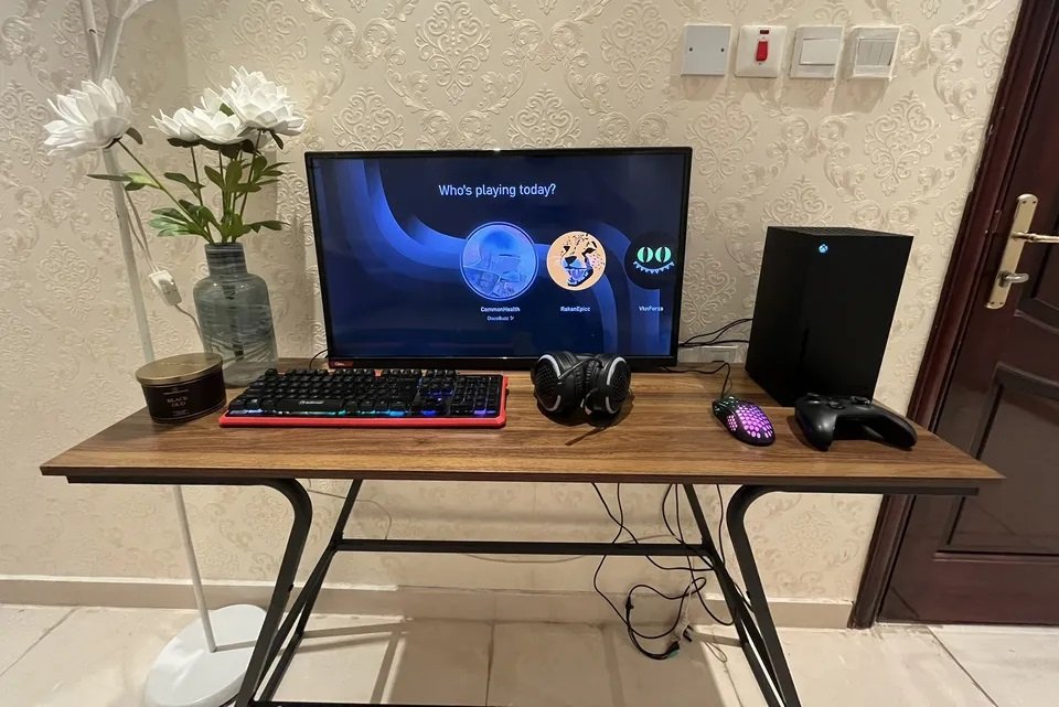 تجميعة قيمنق متكاملة Xbox Series X مع كامل الإكسسوارات