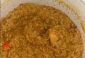 كبسه دجاج طبخ منزلي مع أطباق جانبيه