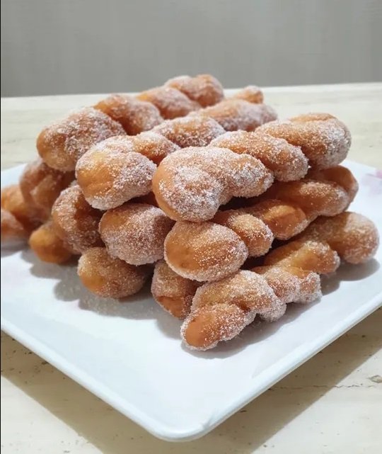 دونات كوريا بنكهة القرفة والسكر