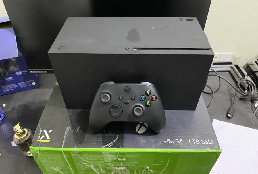 اكس بوكس سيريس اكس جديد بكرتونه للبيع