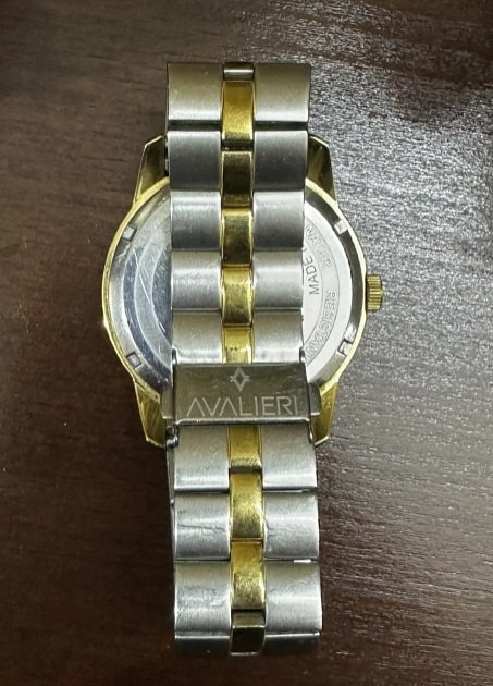 ساعه يد كلاسيكيه ماركه افالري صناعه سويسريه