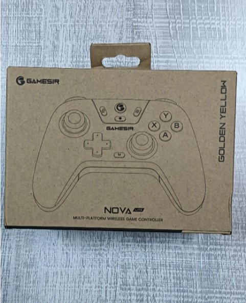 يد Gamesir nova lite