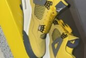 Air Jordan 4 Retro lighting – Brand New