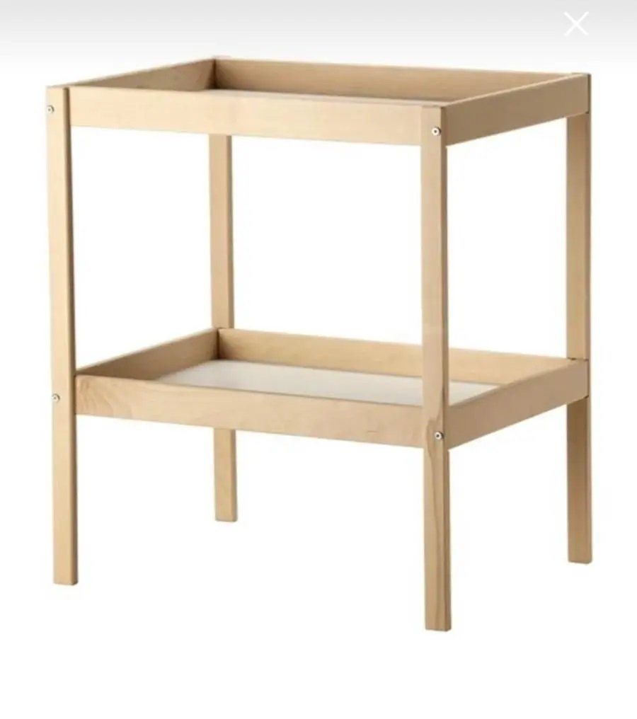 طاولة أطفال