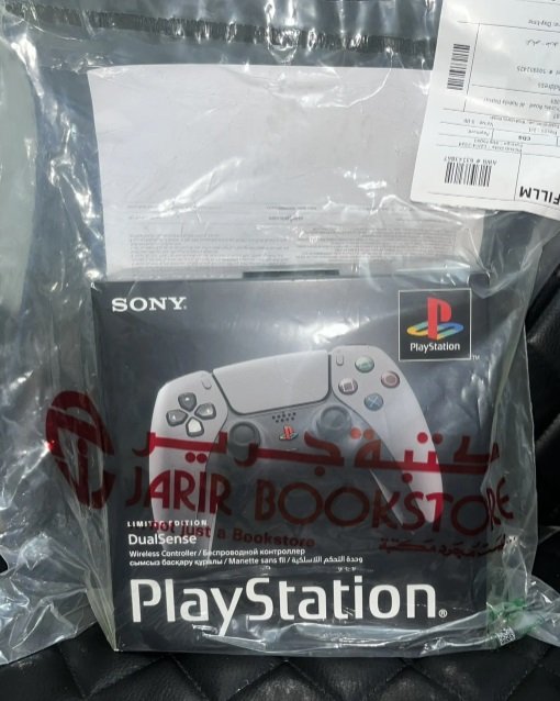 يد سوني 5 نسخة 30 سنه 30th