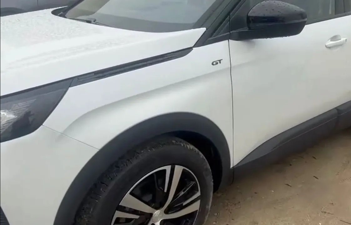 للبيع بيجو 3008 GT line موديل 2023 كسر الزيرو بحالة ممتازة