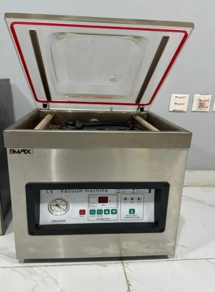 آلة تفريغ الهواء BMAX موديل DZ-400 2SB (استخدام خفيف – نظيف)