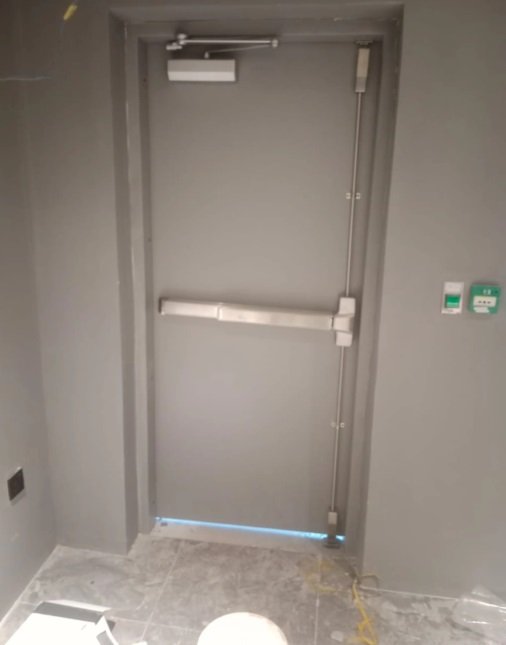 مصنع ماس الخليج للاعمال المعدنيه وابواب الطواري