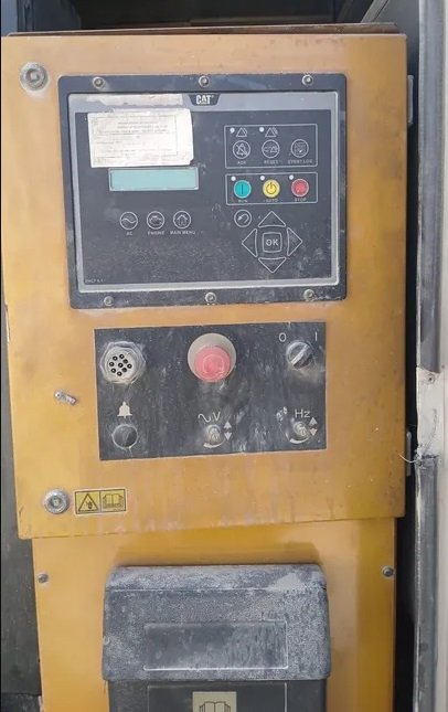 18 جنريتر اغلبهم كتربيلر وموديلات حديثه