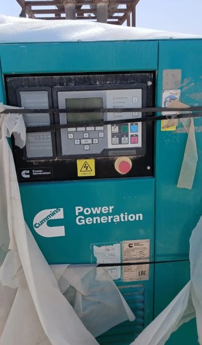 18 جنريتر اغلبهم كتربيلر وموديلات حديثه