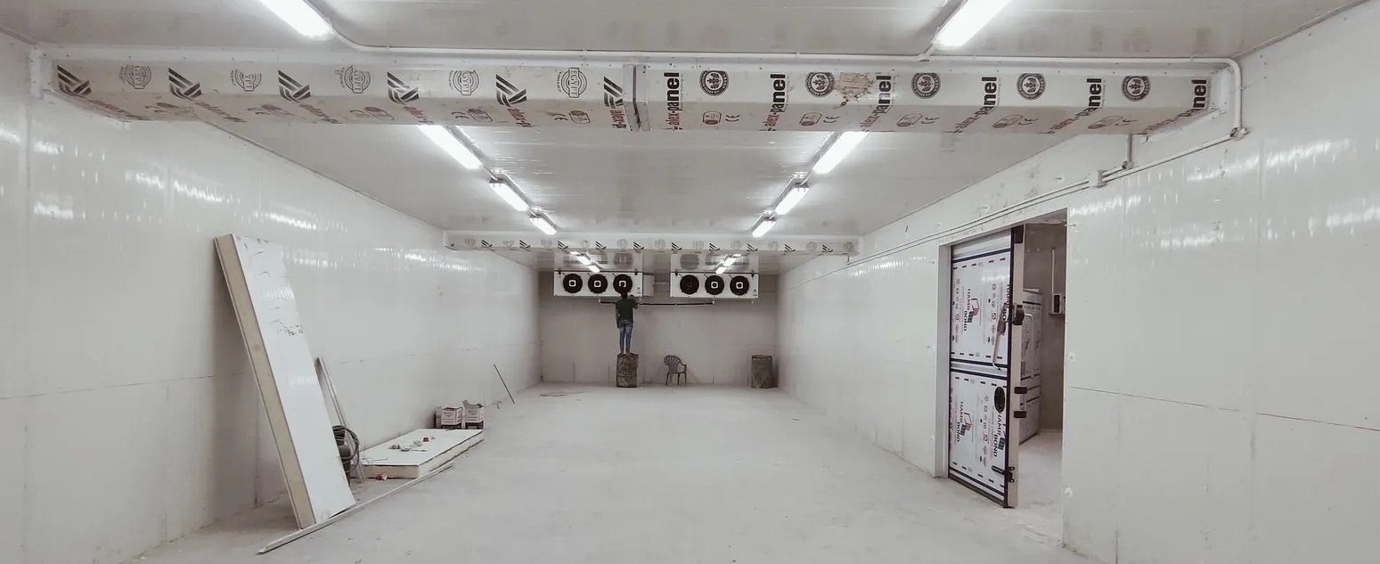 توريد وتركيب غرف ولوازم التبريد والتجميد في جميع مدن السعودية — خبرة وجودة مضمونة