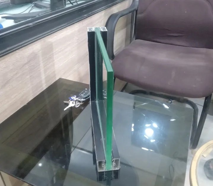 لادوات الزجاج والالمنيوم واعمال الصيانه بكلي انواعها مكائن مسكات زجاج إقفال وغيرها