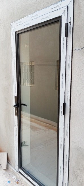 المنيوم جميع اعمال الامنيوم والصيانه ابواب. دبل س 1.8ملي جميع اكسسوارت ايطالي. قزاز دبل سكريت.