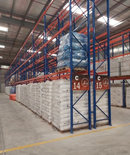 رفوف تخزين للمستودعات والمصانع