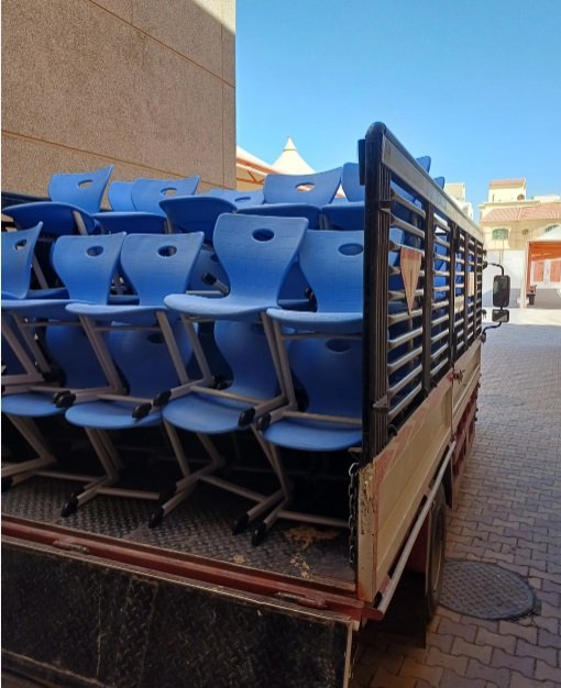 نقل عفش و نقل اثاث فك و تركيب و نقل العفش داخل وخارج الرياض وكافة النقل بالمستودعات و نقل