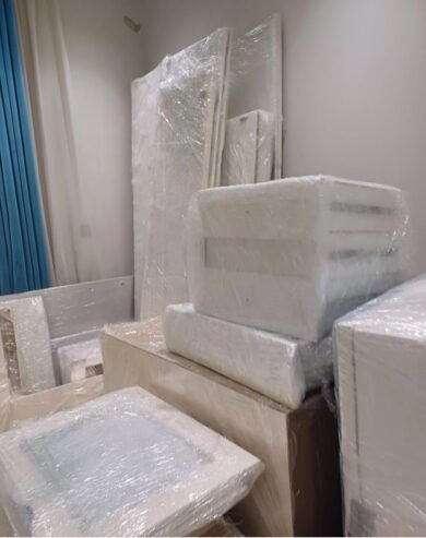 نقل عفش و نقل اثاث فك و تركيب و نقل العفش داخل وخارج الرياض وكافة النقل بالمستودعات و نقل