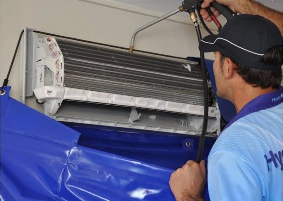 العالميه لتنظيف المكيفات الاسبلت والشباك مع الضمان و التشييك على الفريون للاسبلت