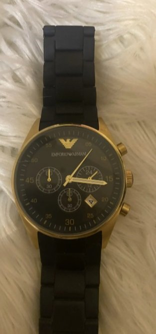 ساعة امبرو أرماني للبيع