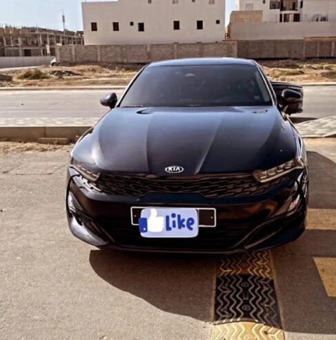 كيا k5 للبيع بجدة شبة جديدة ممشى قليل ب71