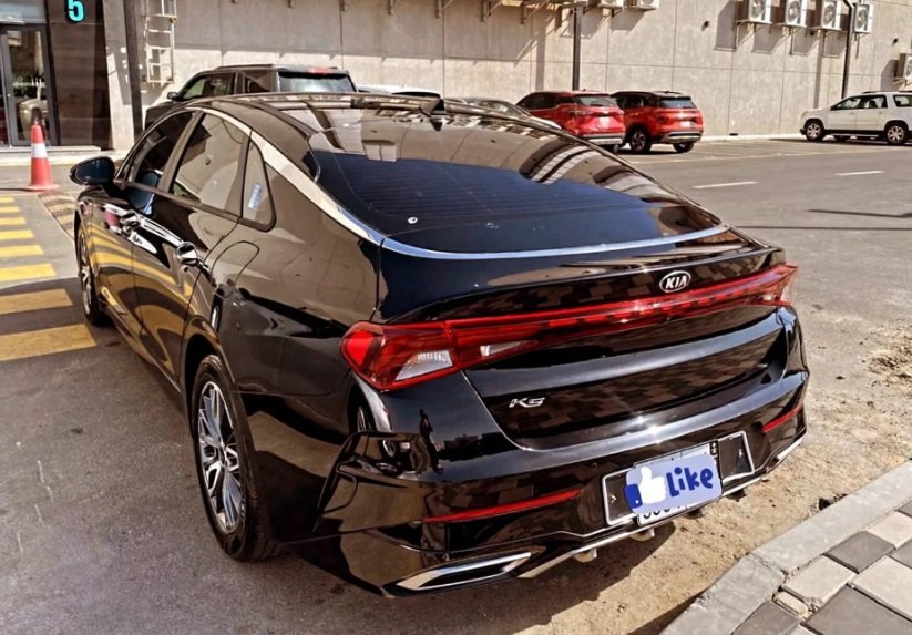 كيا k5 للبيع بجدة شبة جديدة ممشى قليل ب71