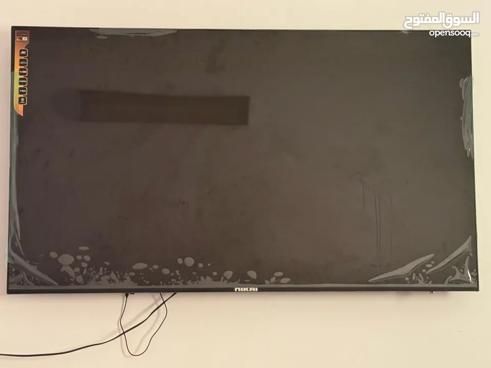 شاشة 65 بوصة