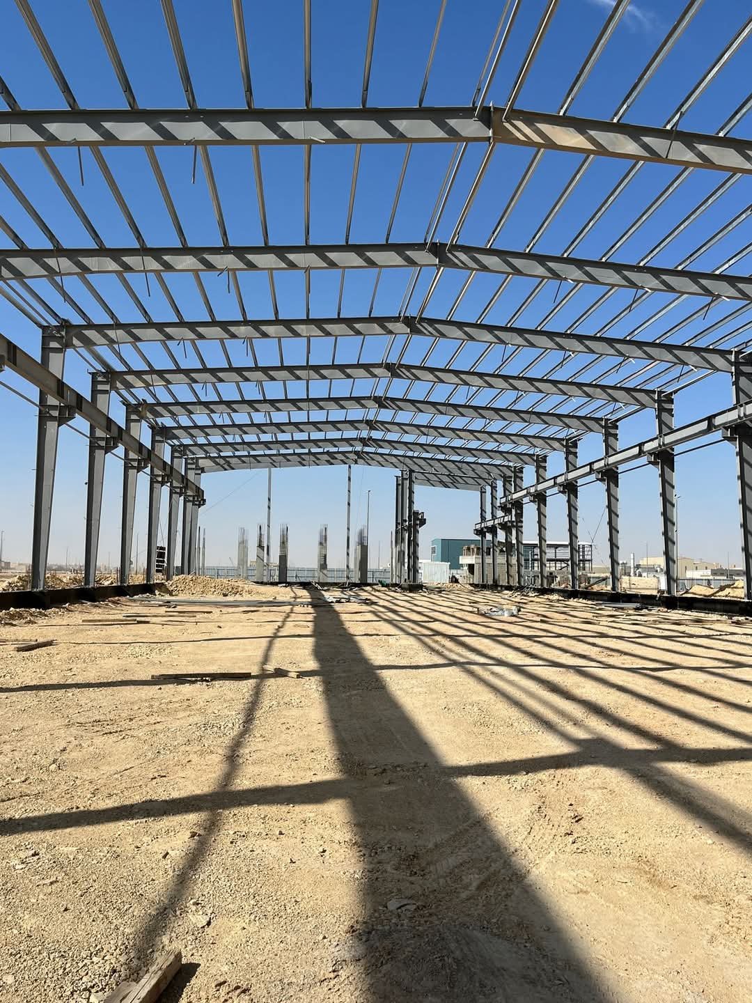 مقاول هناقر مستودعات مظلات شبوك توريد وتركيب