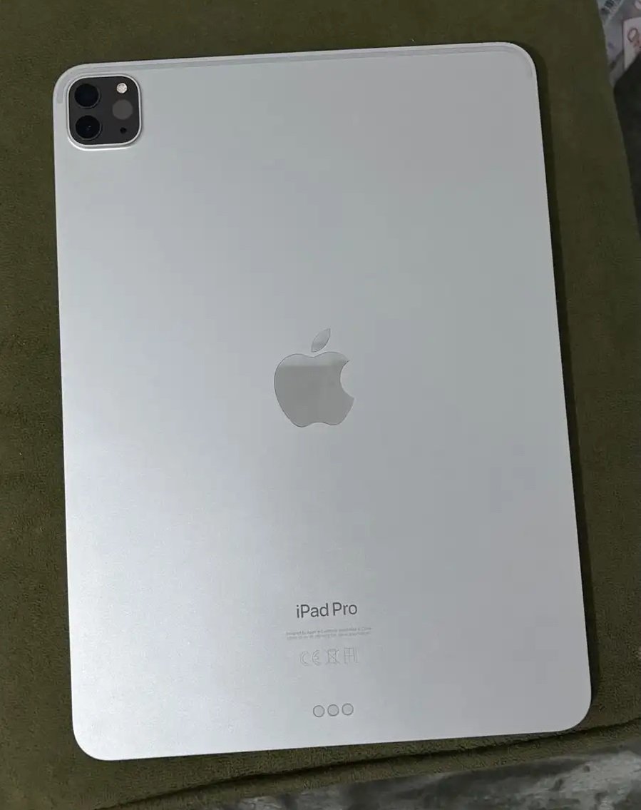 ايباد برو 2022 (M4)