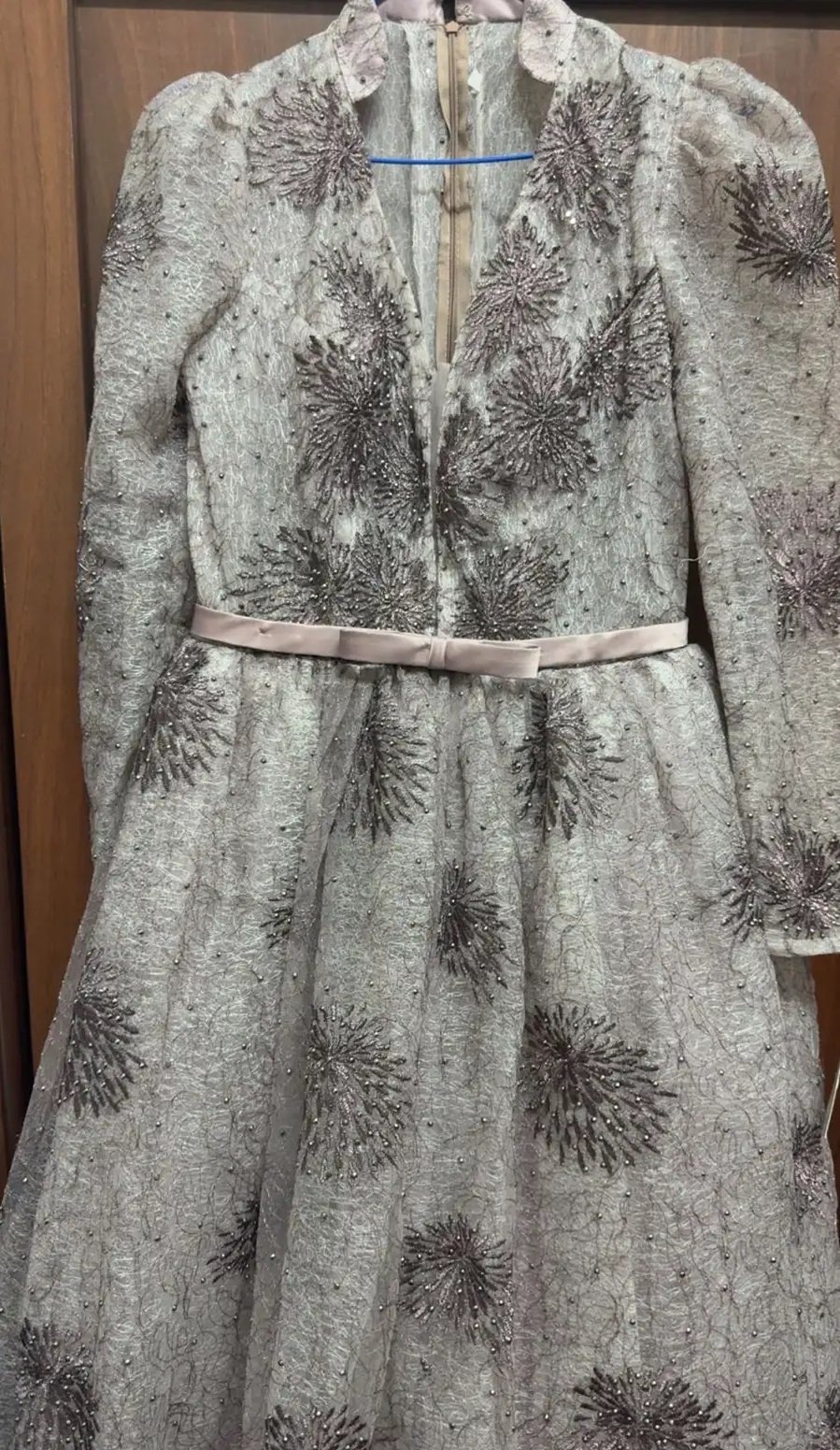 فستان جديد ب 250