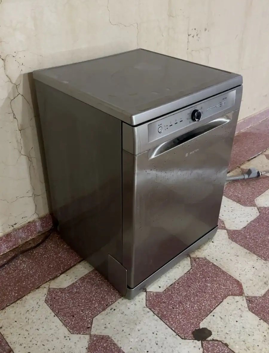 غسالة اريستون الايطاليه