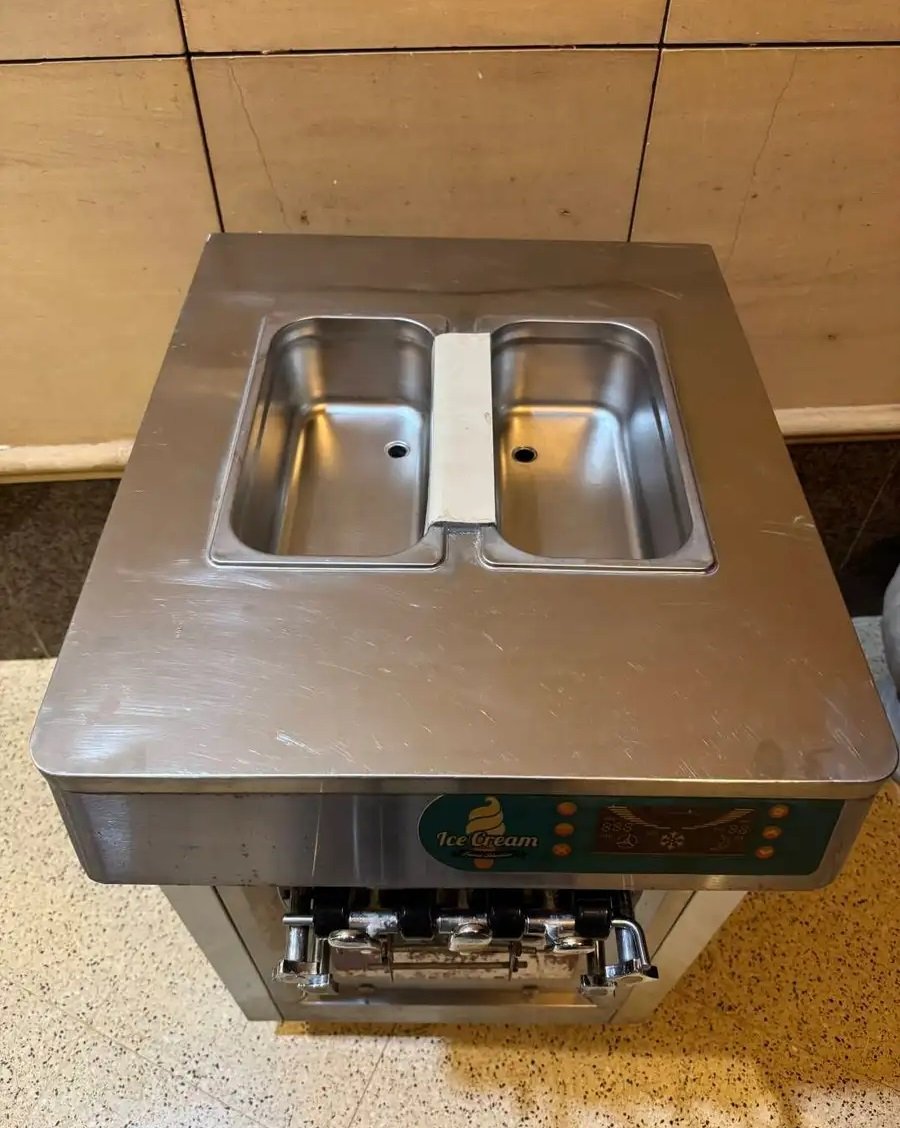 للبيع مكينة آيس كريم