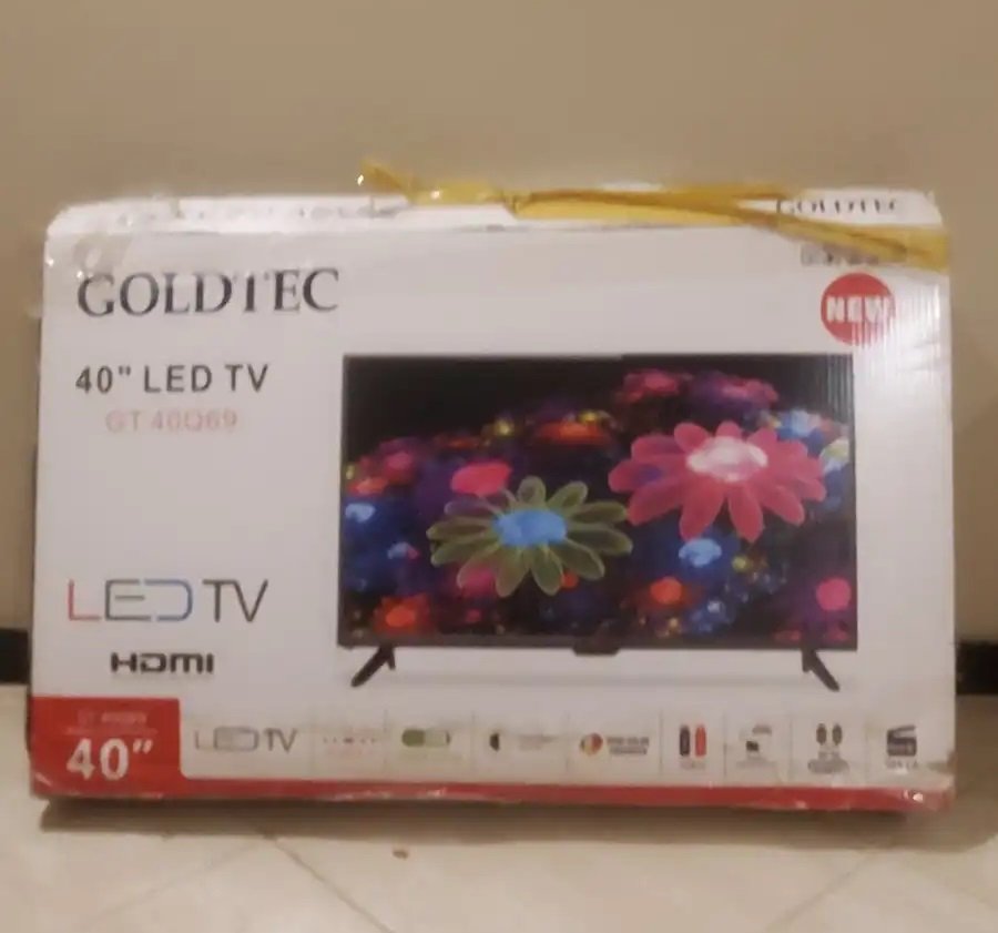 تلفزيون استعمال 4 شهور 500 أنبوبة 150 مليانة