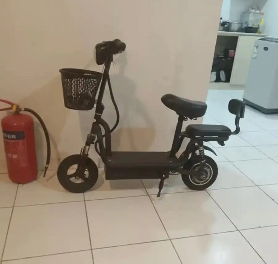 اسكوتر يعمل بشكل ممتاز