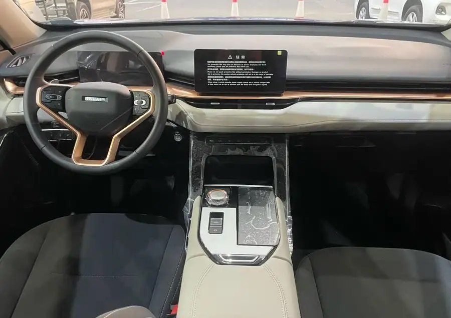 عرض قوي وحصري علي هافال H6 فاشنابل ستاندر موديل 2024 ازرق