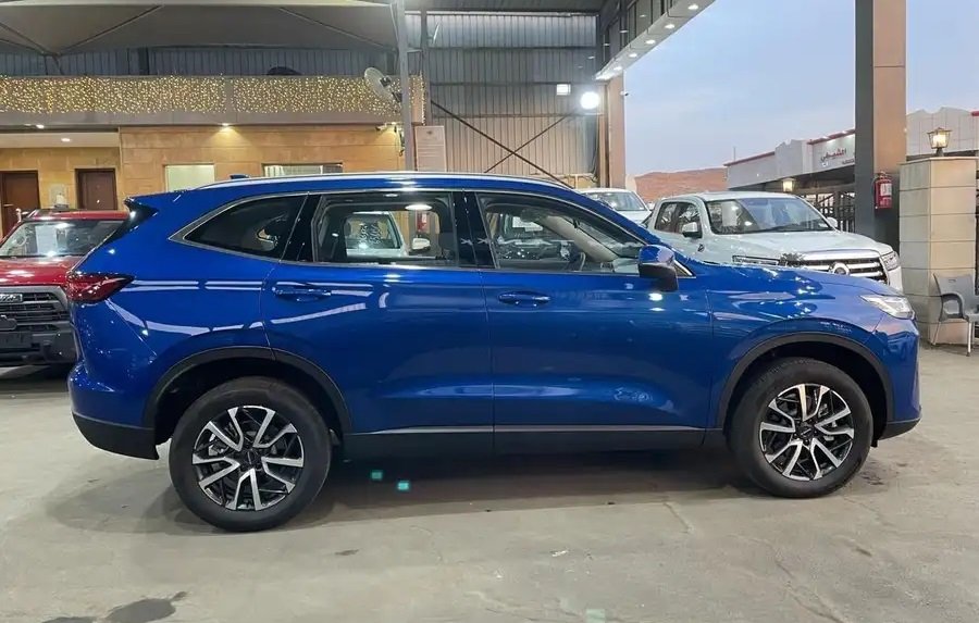 عرض قوي وحصري علي هافال H6 فاشنابل ستاندر موديل 2024 ازرق