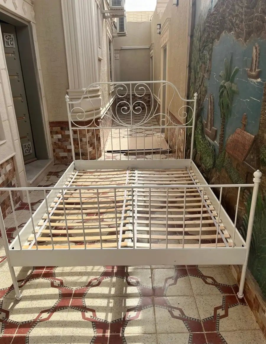 سرير ايكيا استعمال شهر