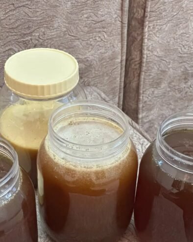 عسل سدر جبال رجال ألمع اذا طلع مغذى فلوسك ترجع