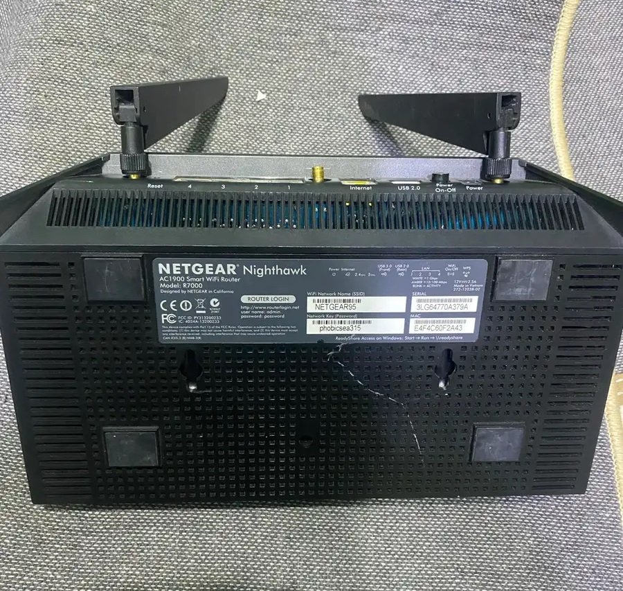 مقوي شبكة NETGEAR