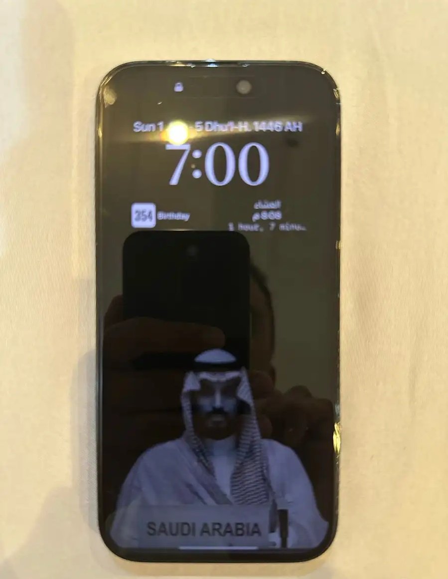 للبيع iPhone 14 Pro 256GB أسود أنيق