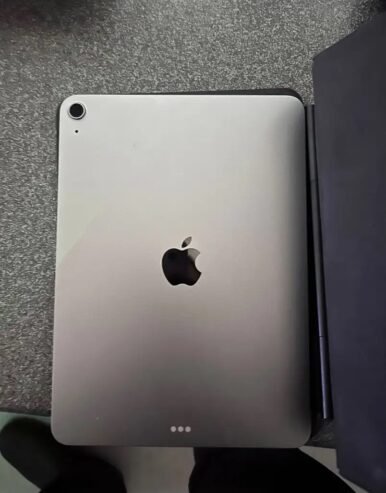 ايباد m3 اير 11 انش الجيل السادس