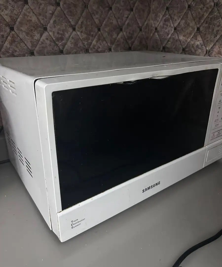 ميكرويف سامسونج نظيف