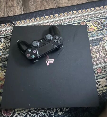 سوني فور تضيف 3 طبقات مع قراند و يد واحد