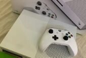 XBOX ONE 1TB
