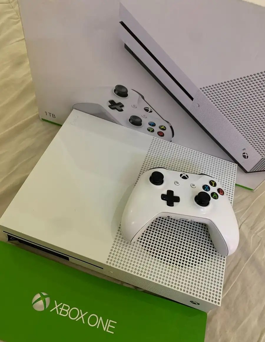 XBOX ONE 1TB